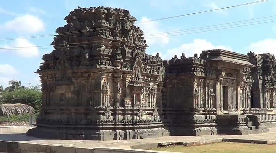 Kasivisvesvara Temple, Lakkund
