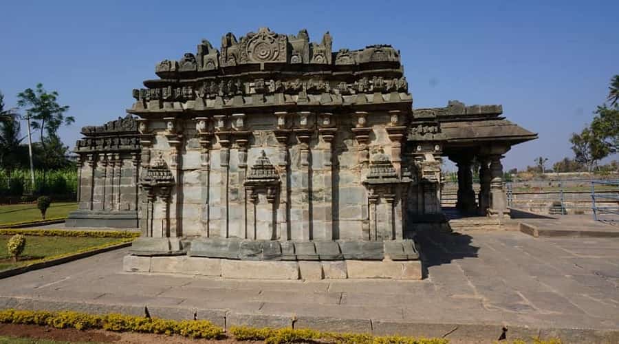 Manikeshvara Temple Complex